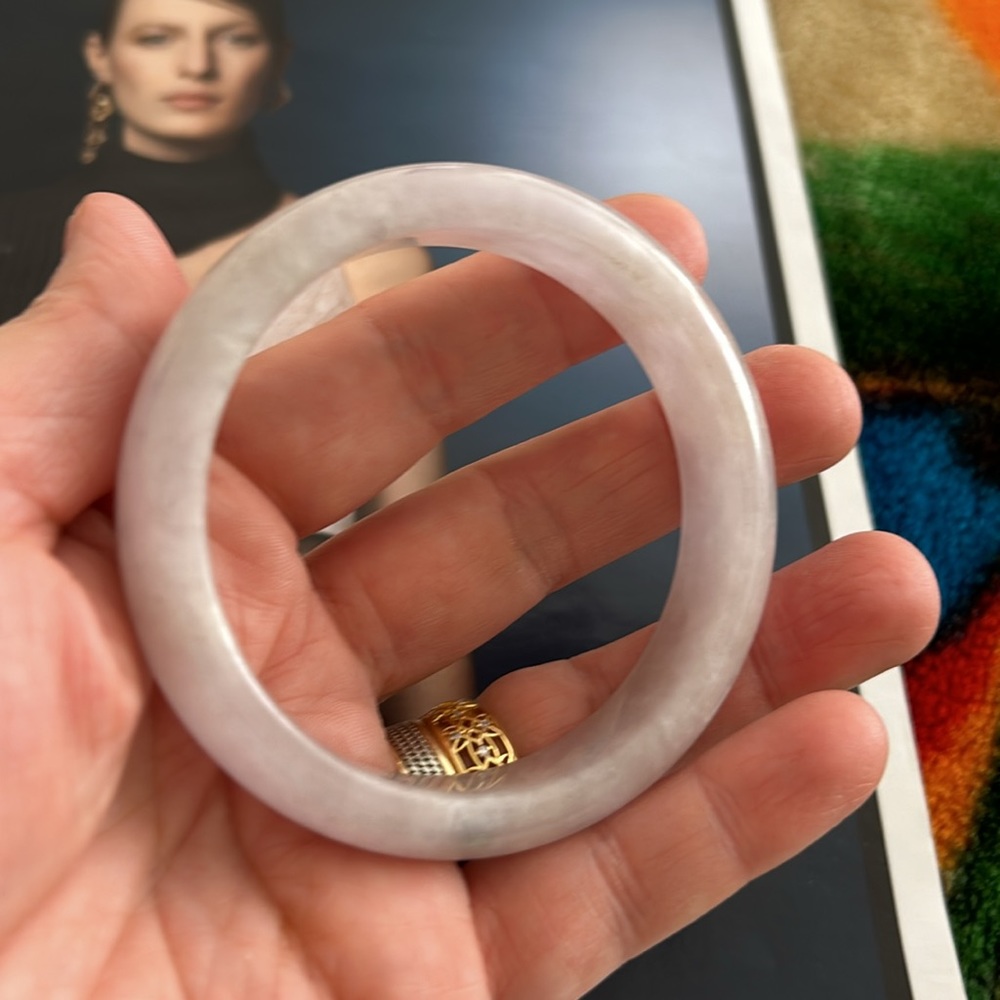 lJade® "Classic Bangle Jadeite Jade Bange